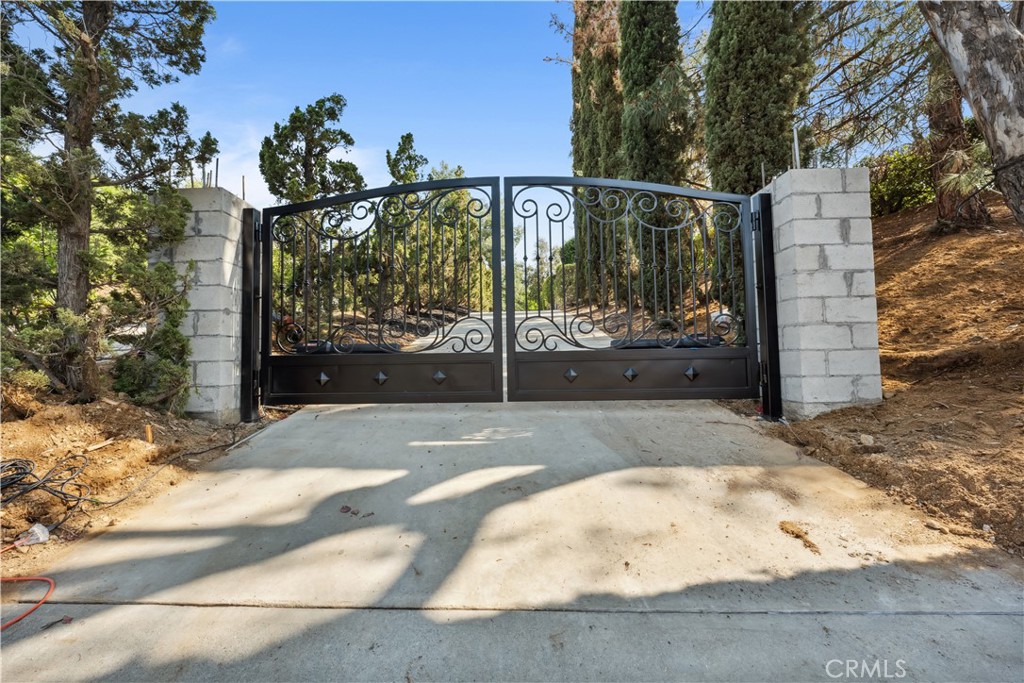 529 Manzanita Road