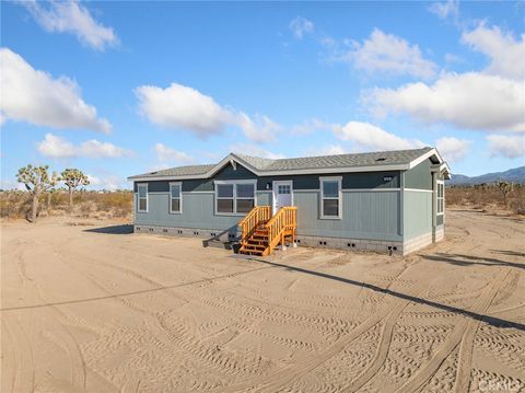 1083 Danbury Road Pinon Hills CA 92372