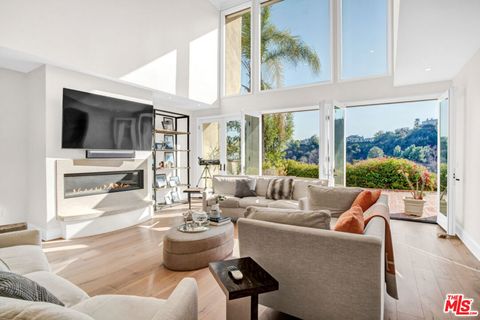2171 Ridge Drive Los Angeles CA 90049