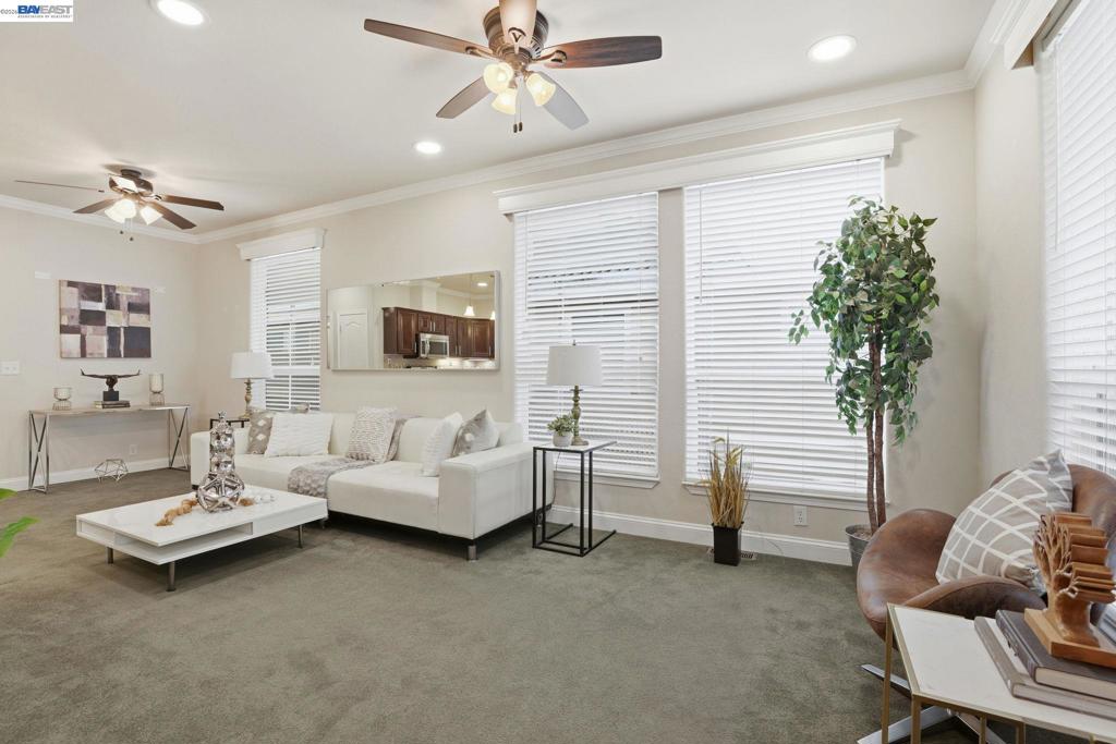 3231 Vineyard Ave #141