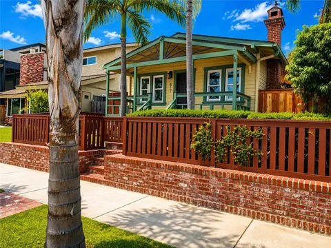 MLS: OC26083029