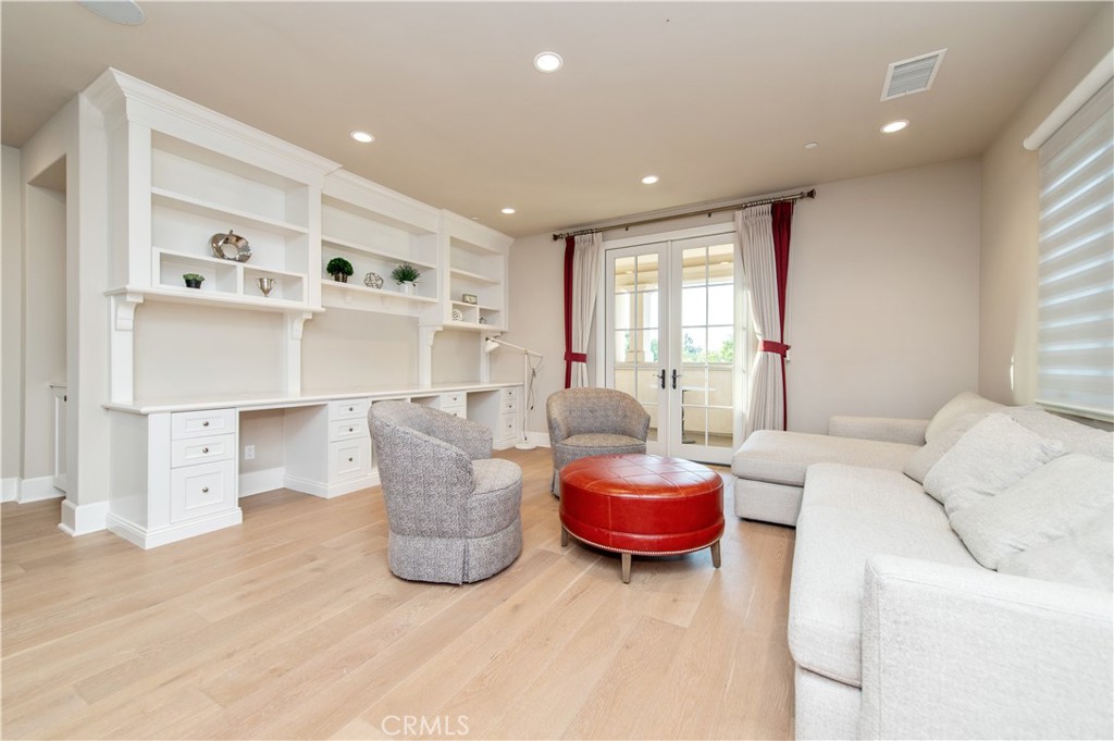 Trevi (OHTRE) - Residential Lease