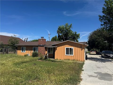 Photo of 18573 Farjardo St, Rowland Heights, CA 91748 (MLS # AR26067143)