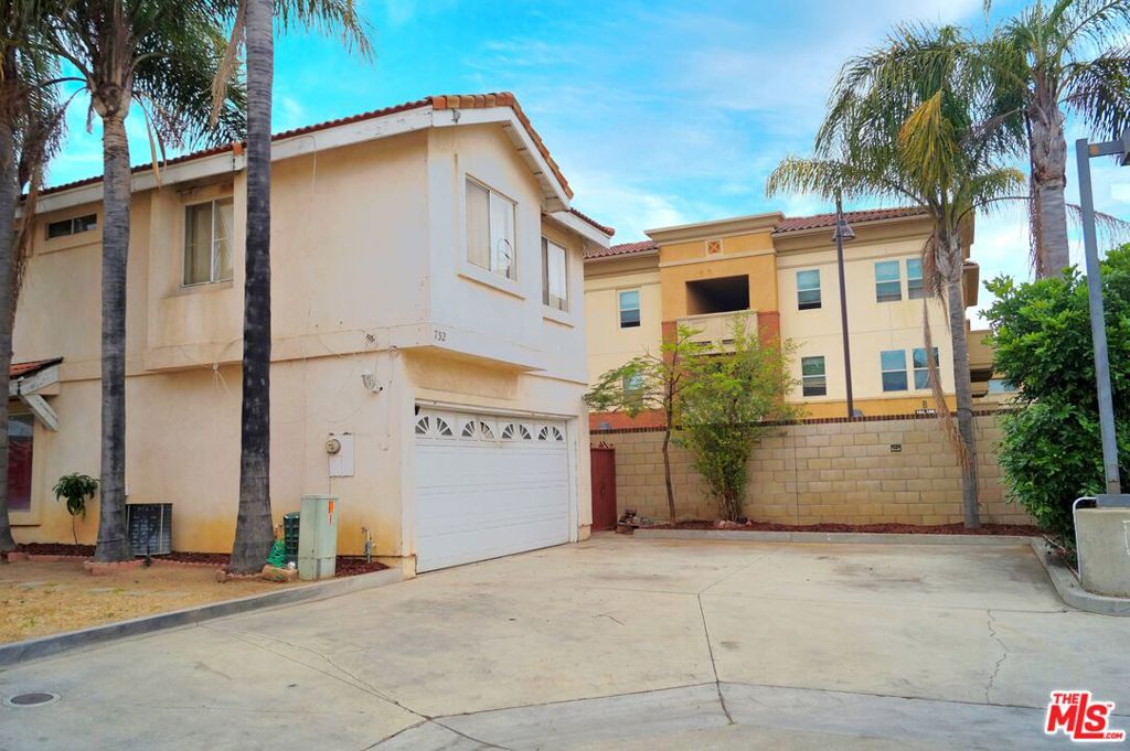732 N Figueroa Street