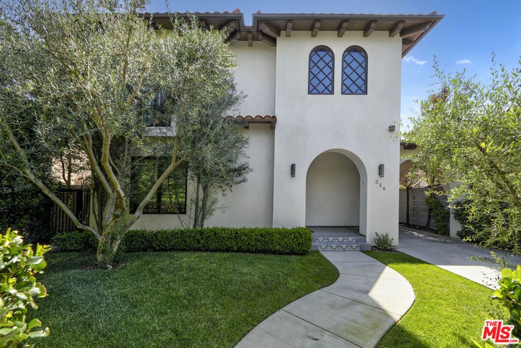 Photo of 356 S Clark Drive, Beverly Hills, CA 90211 (MLS # 26671927)