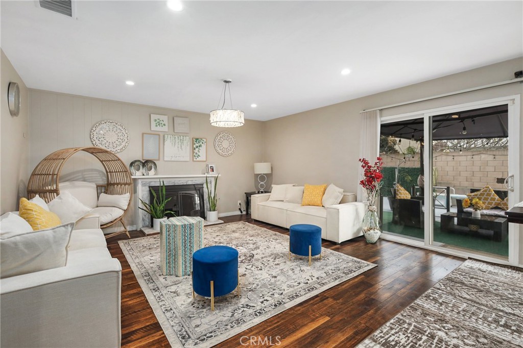 12342 Edgefield Street