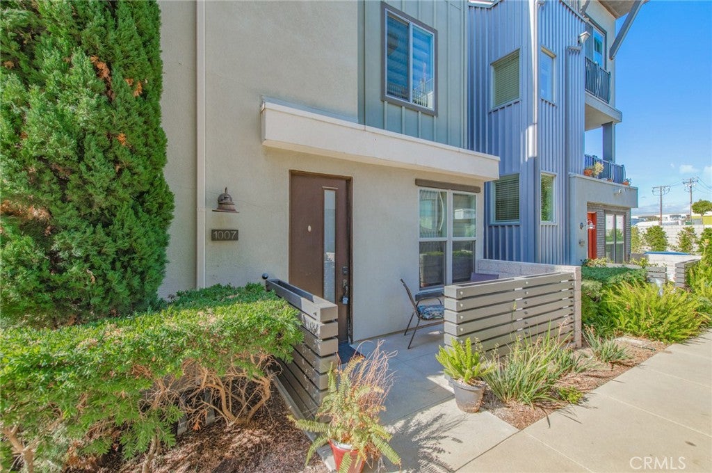 1007 Somerton