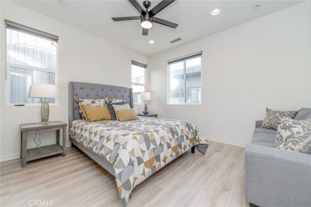 1007 Somerton, Costa Mesa CA 92627 - Photo 25