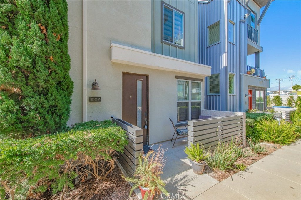 1007 Somerton