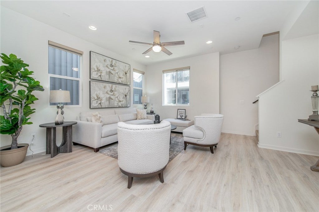 1007 Somerton