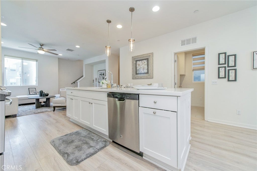 1007 Somerton, Costa Mesa CA 92627 - Photo 14