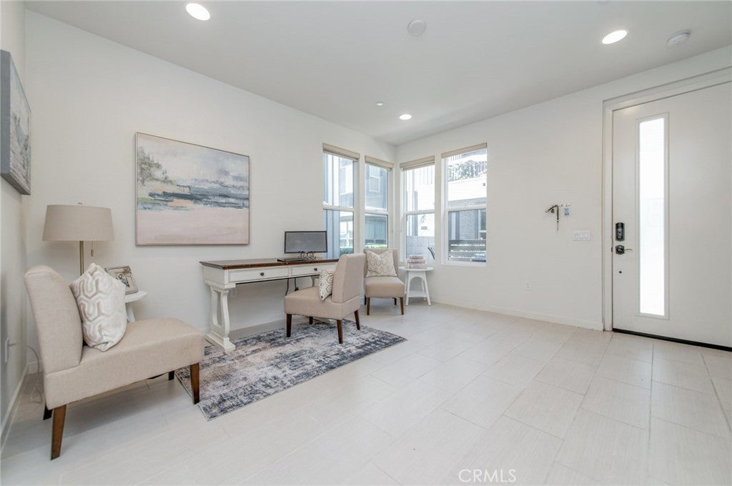1007 Somerton