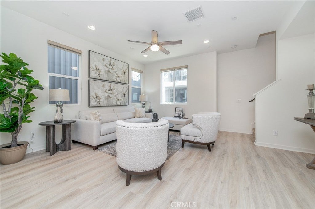1007 Somerton