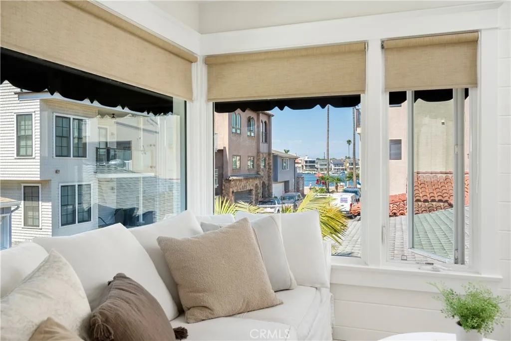 Long Beach, California 90803, United States, 3 Bedrooms Bedrooms, ,3 BathroomsBathrooms,Residential,Active,203404