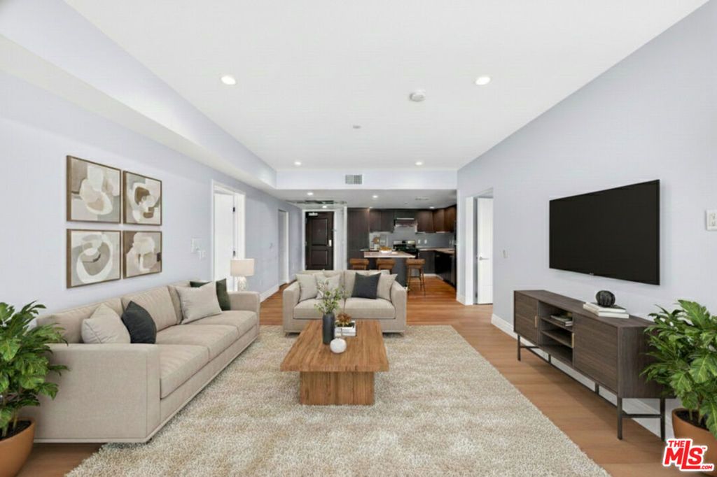 Photo of 2939 Leeward Avenue #403, Los Angeles, CA 90005 (MLS # 26636611)