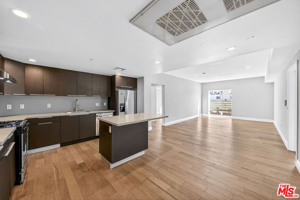 Photo of 2939 Leeward Avenue #403, Los Angeles, CA 90005 (MLS # 26636611)