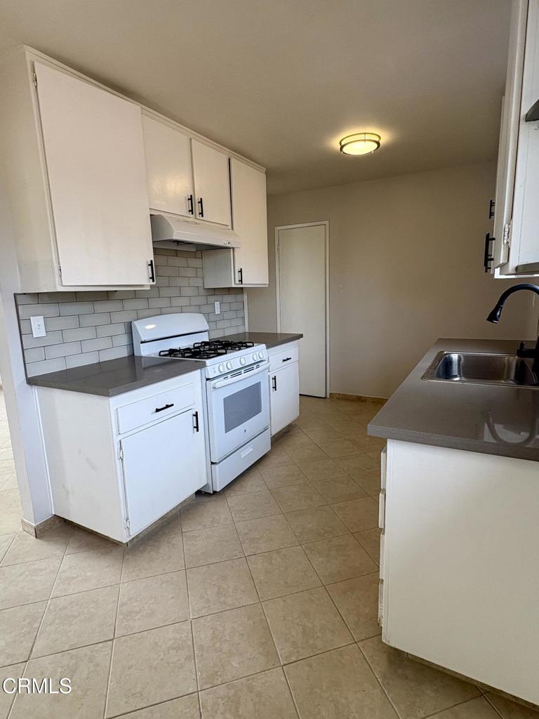 1951 N Ventura Road #D