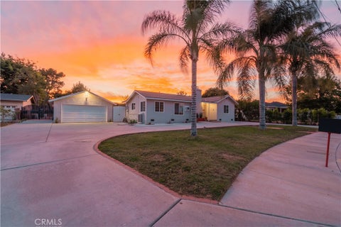 Photo of 487 Jackson ST, Colton, CA 92324 (MLS # AR26151732)
