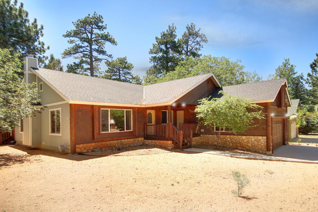 1769 Cascade Road