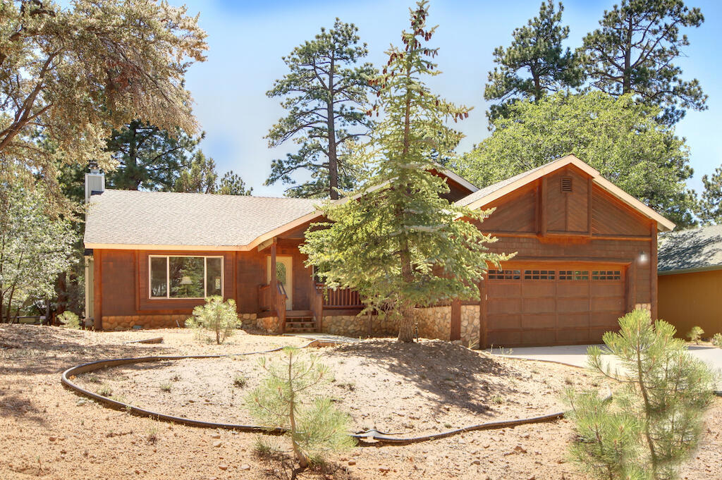 1769 Cascade Road