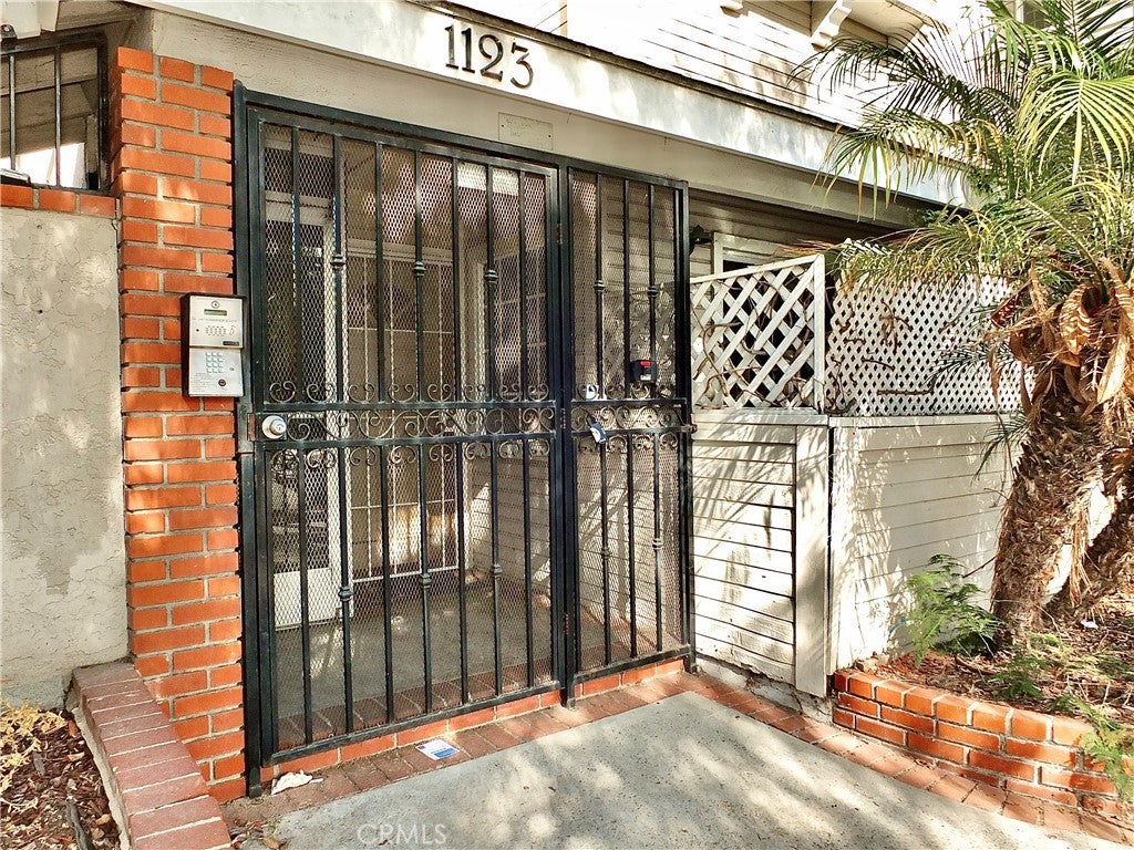 1123 Junipero Avenue 7