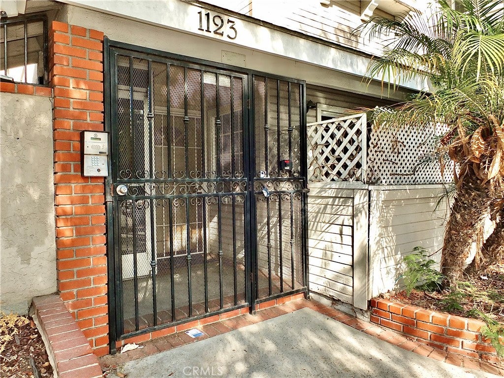1123 Junipero Avenue 7