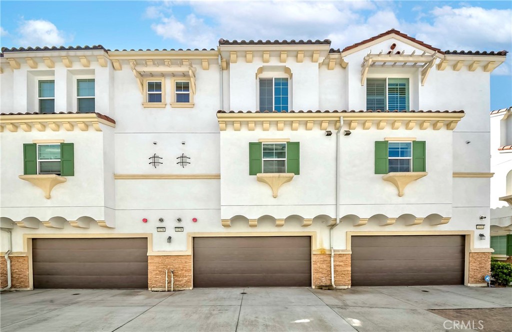 Renato Villas - Residential