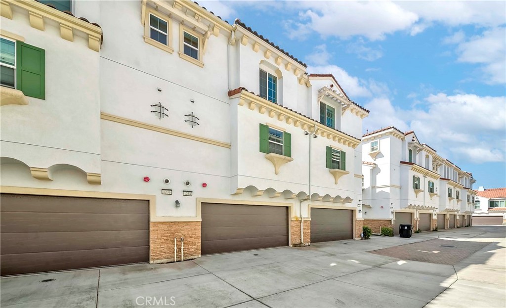 Renato Villas - Residential