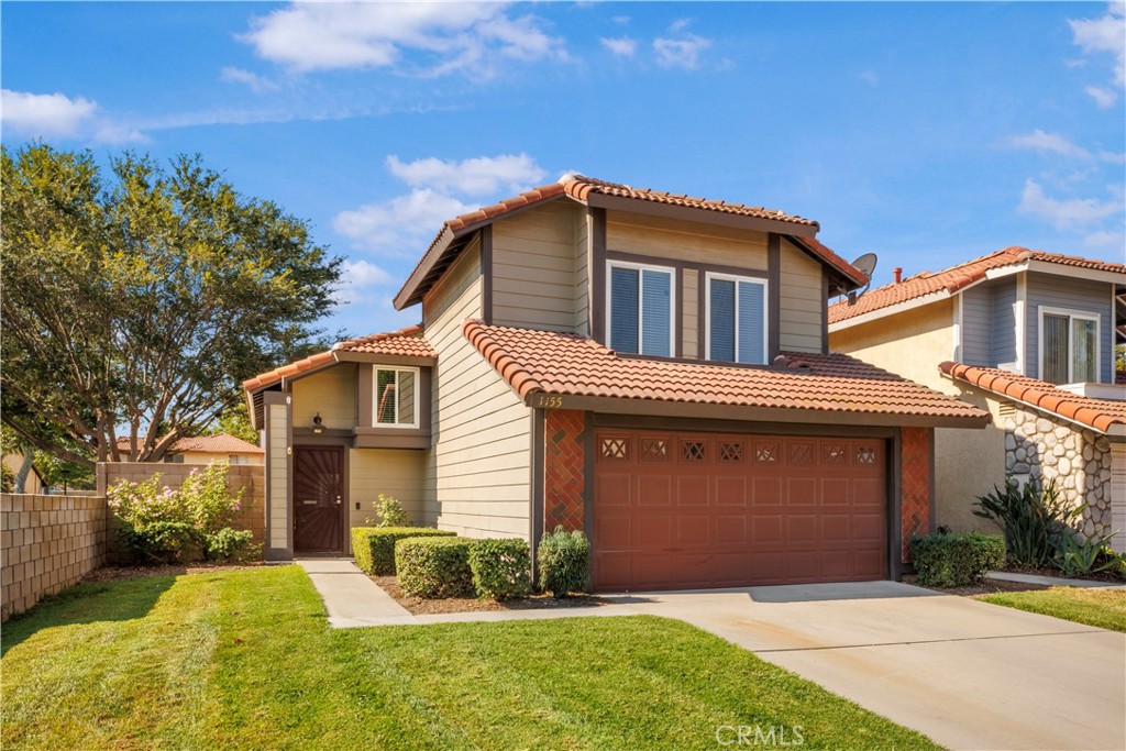 YOUR NEXT CHAPTER STARTS HERE!! Step into this bright and inviting 2-story single-family home in Rialto’s sought-after Andover Square community. Featuring soaring high ceilings, 3 spacious bedrooms, 2.5 bathrooms, and 1,426 sq. ft. of comfortable living, this move-in ready gem offers both style and function. The open layout includes a light-filled living area, a functional kitchen ready for your personal touch, direct garage access, and indoor laundry for everyday convenience. Upstairs, generously sized rooms provide plenty of space to unwind. Outside, enjoy a great sized backyard with no neighbors behind perfect for relaxing, entertaining, or creating your dream outdoor retreat.
Located near the 210 freeway and within walking distance to schools, this home combines peace, accessibility, and a LOW HOA in a quiet, friendly neighborhood. This home offers so many benefits and properties don't last in this neighborhood!