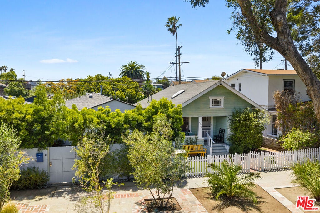 428 Rialto Avenue