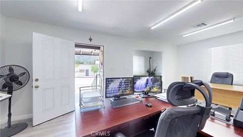 Photo of 6851 Foothill Boulevard, Tujunga, CA 91042 (MLS # GD25219979) Photo of 6851 Foothill Boulevard, Tujunga, CA 91042 (MLS # GD25219979)