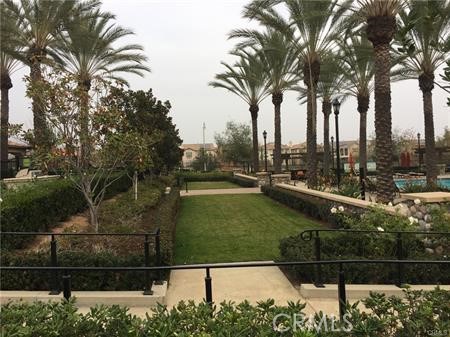 629 E Gardenia Drive