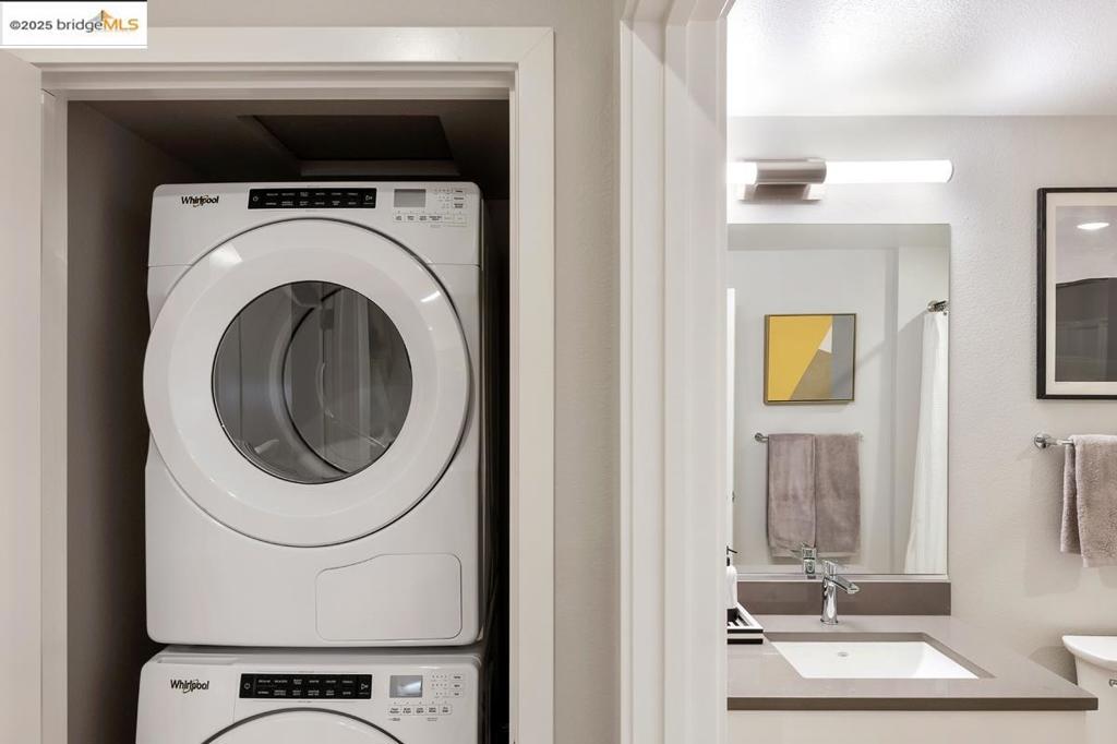 WEST OAKLAND - Residential