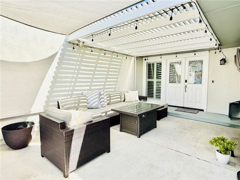 22256 Caminito Danubo Laguna Hills CA 92653