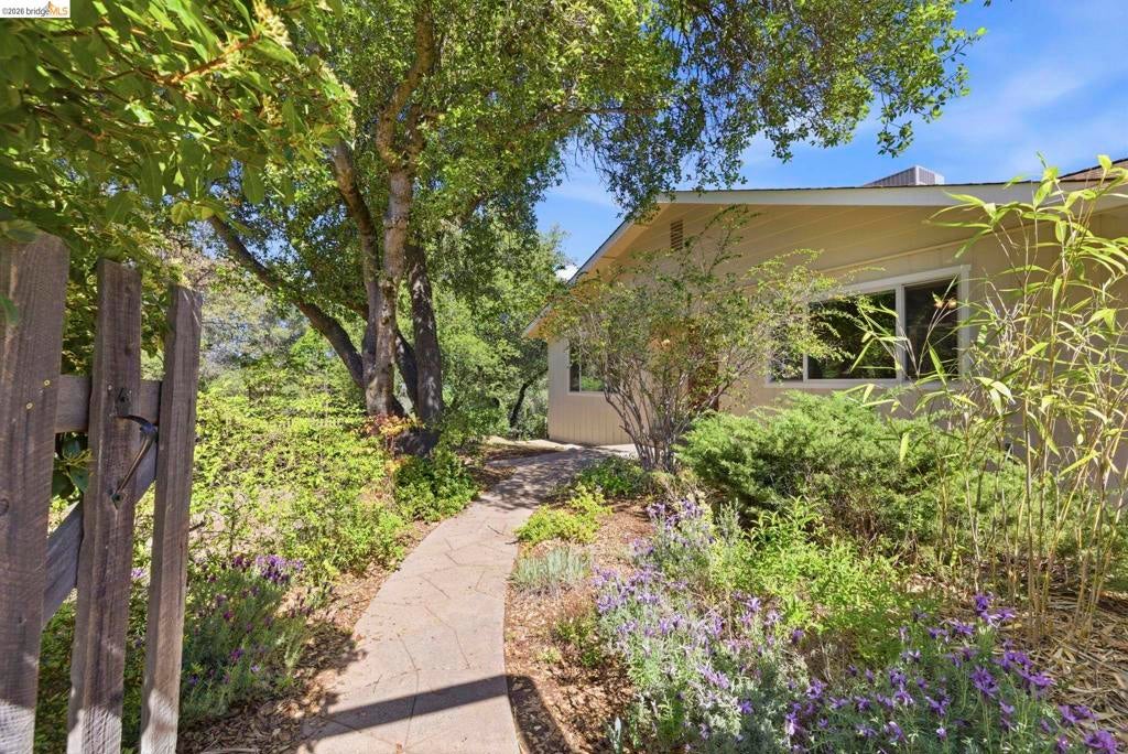 20948 Lynn Ln
