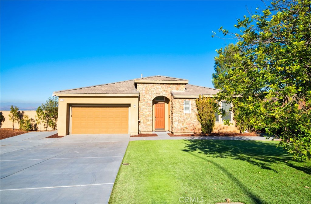 15446 Skyridge Drive