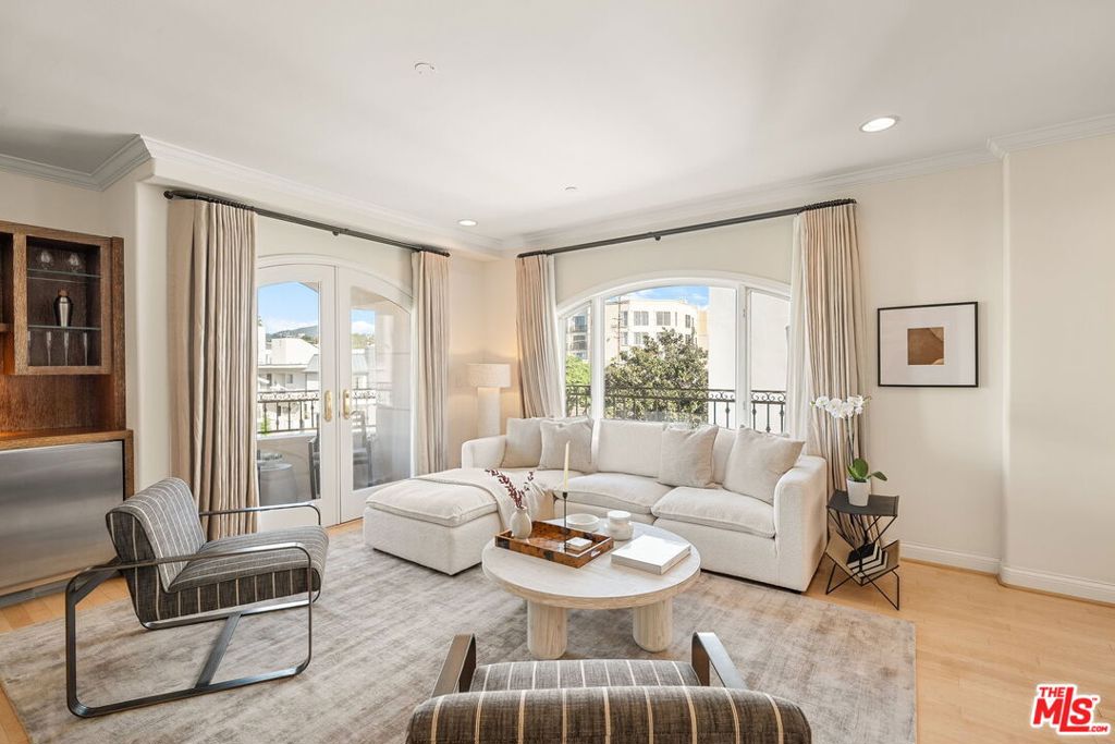 11916 Gorham Avenue 302