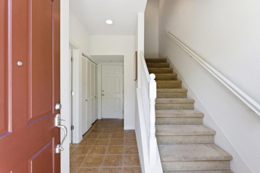 231 Peppermint Tree Terrace 3