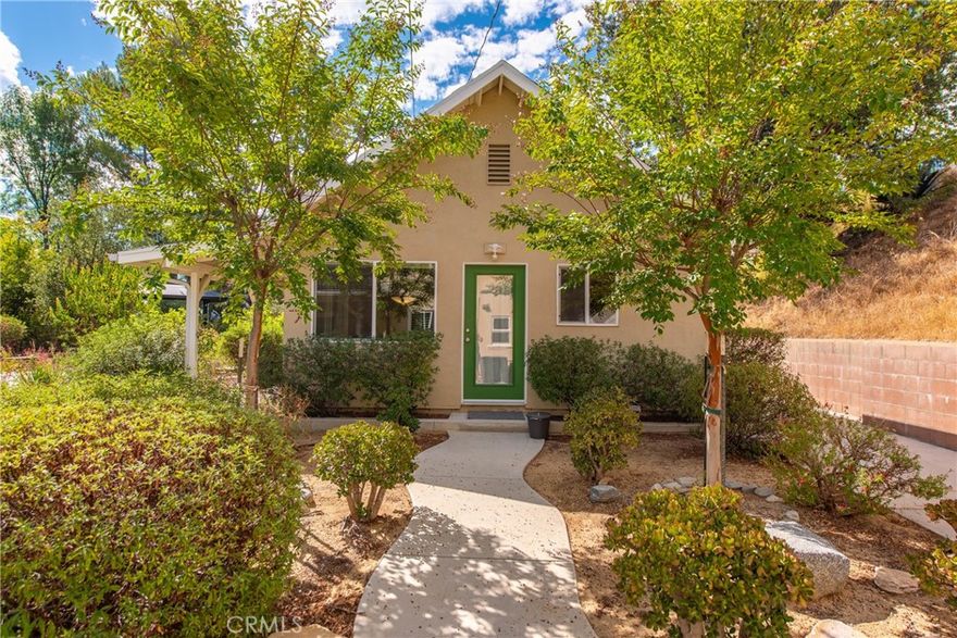 Spacious and beautifully updated detached guest house. Located in sought after neighborhood of West Hills. Featuring sleek hardwood floors throughout, this home offers a large bedroom with an oversized mirrored closet for ample storage. The separate living and dining areas create a comfortable and functional layout. The galley-style kitchen is equipped with abundant cabinet space and modern stainless steel appliances, including a refrigerator, gas stove, and range hood. Enjoy the comfort of brand-new windows, along with central air conditioning and heating for year-round climate control. Includes private patio area for outside entertaining, space to unwind and views of the hills.  Don’t miss the opportunity to lease this charming, move-in-ready space! Award winning school district including El Camino Charter high school. Close proximity to luxury shops at the Village in Woodland Hills and Calabasas