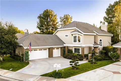 Photo of 26039 Lucerne Court, Valencia, CA 91355 (MLS # SR26227142)