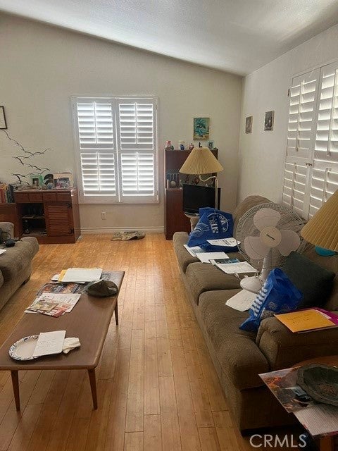 8811 Canoga Avenue 331