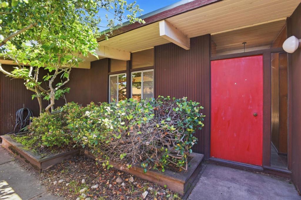 1648 Wolfe Drive, San Mateo CA 94402