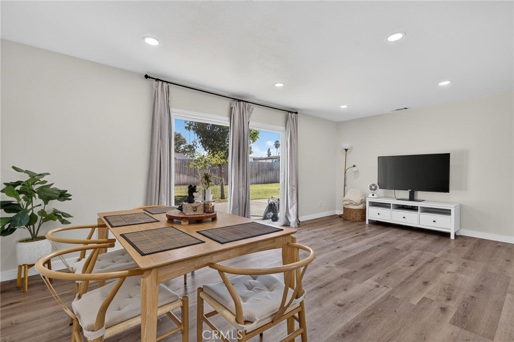 1132 Broadmoor