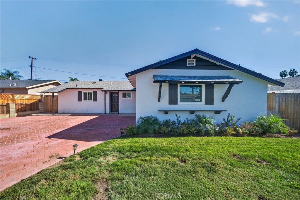 1132 Broadmoor