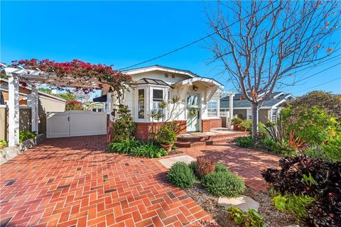 Photo of 515 Oak Street, Laguna Beach, CA 92651 (MLS # LG25219628) Photo of 515 Oak Street, Laguna Beach, CA 92651 (MLS # LG25219628)