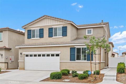 Photo of 36415 Flare Dr, Winchester, CA 92596 (MLS # SW26023521)