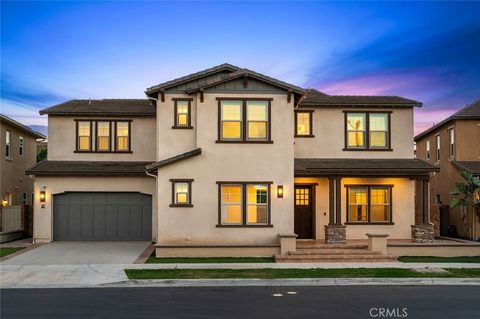 37 Preston Tustin CA 92782