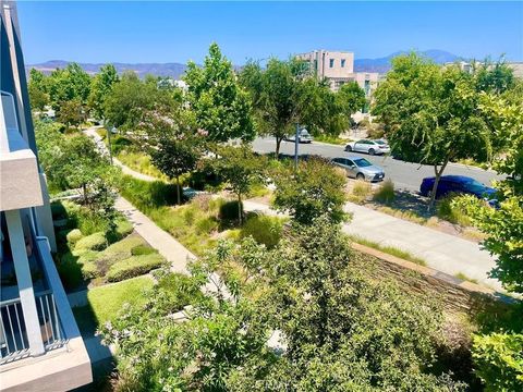 Photo of 747 Beacon, Irvine, CA 92618 (MLS # OC25216330) Photo of 747 Beacon, Irvine, CA 92618 (MLS # OC25216330)