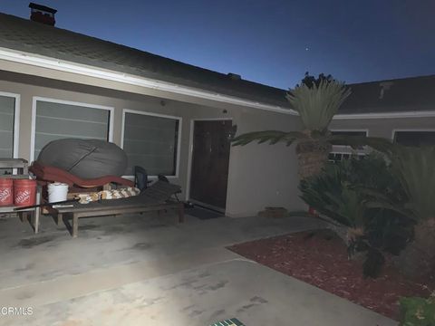 Photo of 61 Bradford Avenue, Camarillo, CA 93010 (MLS # V1-35759)