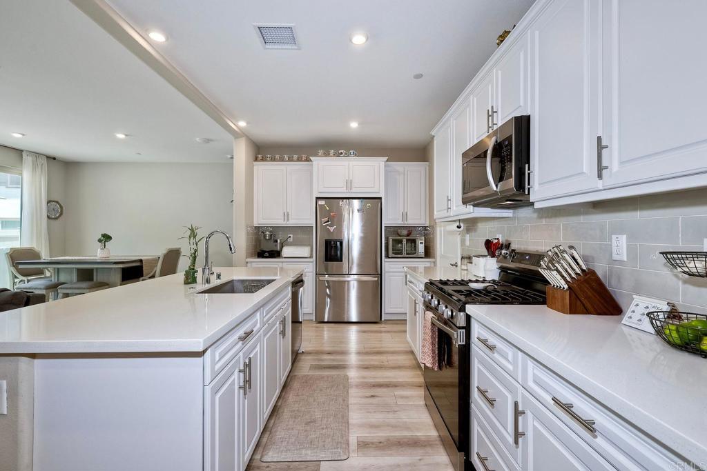 1715 Crabapple Way